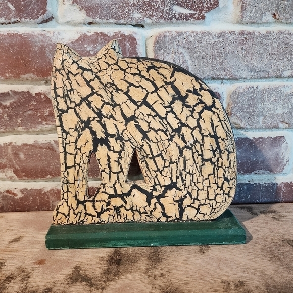 Vintage Cat Folk Art Wood Figurine - Picture 2 of 6